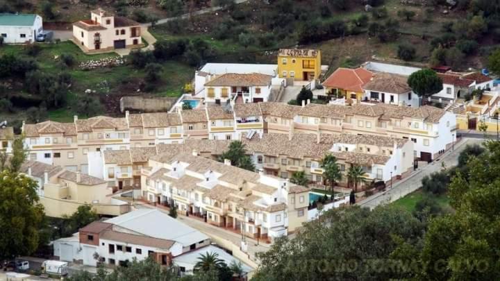 הוילה Casas De Benaojan 15 מראה חיצוני תמונה